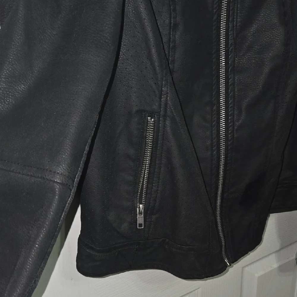 Torrid Black "Leather" Jacket for Women - Picture 5 of 6